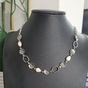 Paparazzi Casablanca Chic White Necklace NWT